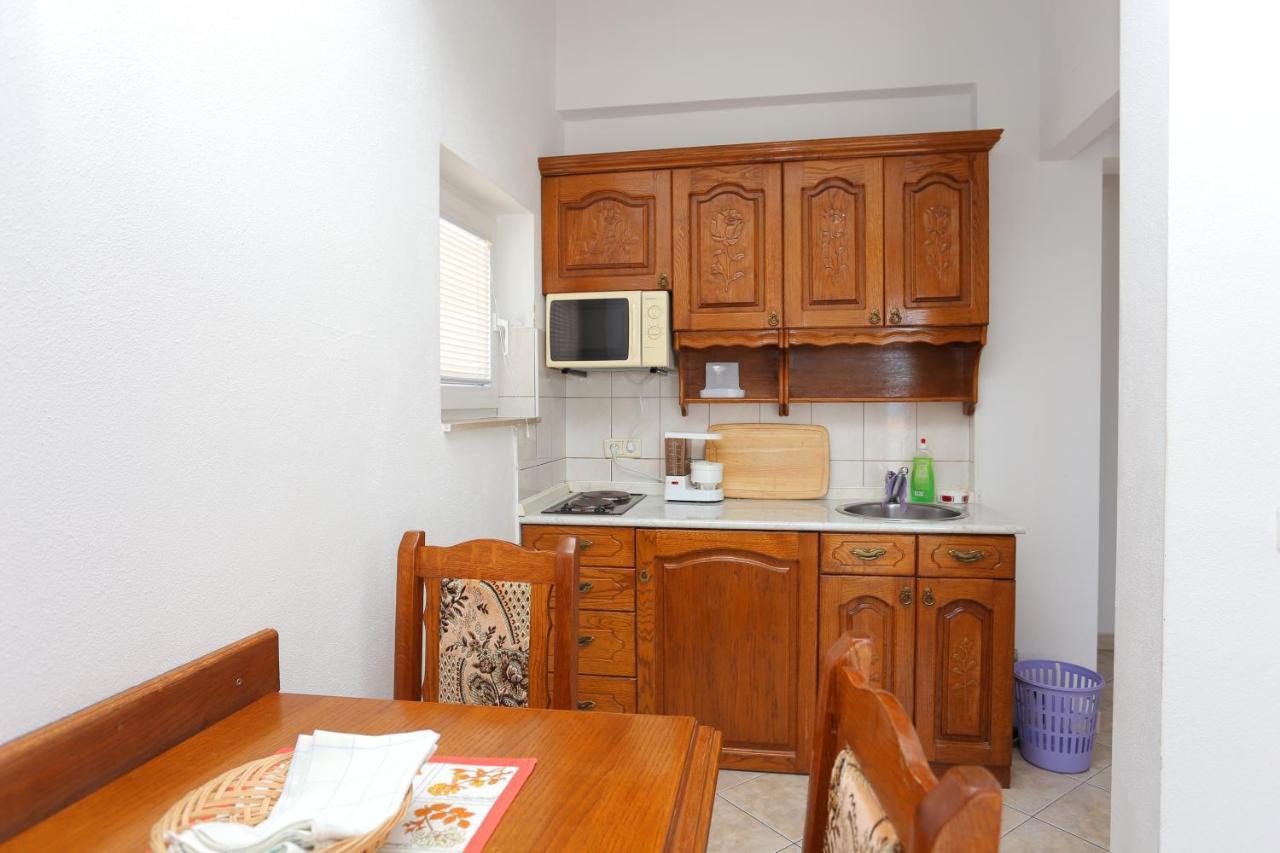 Apartments With A Parking Space Stanici, Omis - 2818 Tice Buitenkant foto